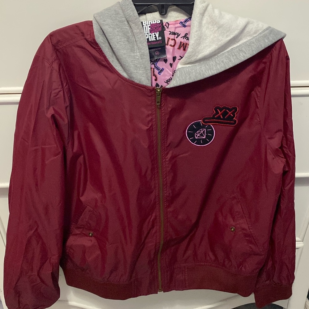 Her Universe DC Comics Birds Of Prey Cassandra Girls Bomber Jacket- hot topic